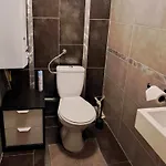 Indira Apartamento *