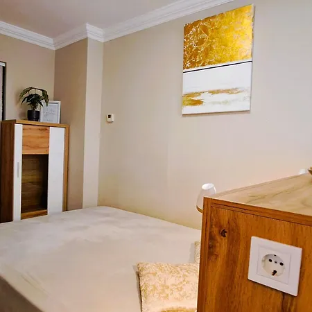 Apartamento Indira *