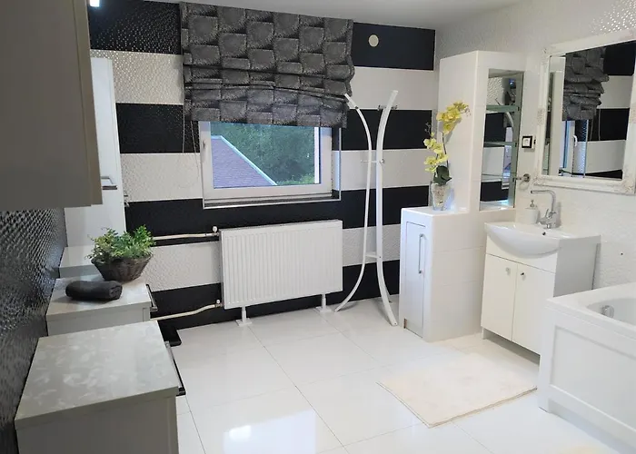 Indira Vendeghaz Nyíregyháza