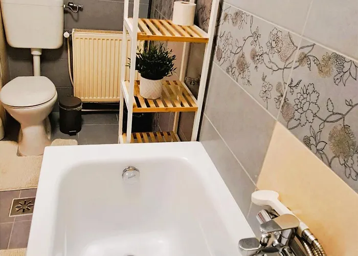 Διαμέρισμα Indira Vendeghaz Nyíregyháza